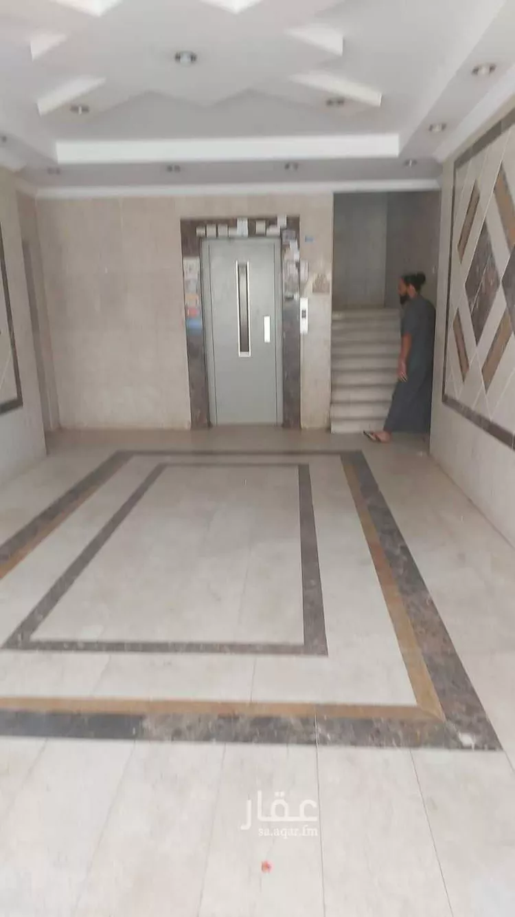 عمارة للبيع في شارع ابراهيم حسين بيري ، حي المحجر ، جدة ، جدة صورة 3