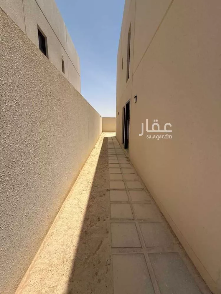 فيلا للإيجار في شارع الامير فيصل بن بندر بن عبدالعزيز الفرعي ، حي مطار الملك خالد الدولي ، الرياض ، منطقة الرياض صورة 3
