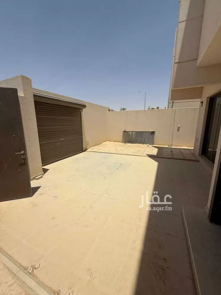 فيلا للإيجار في شارع الامير فيصل بن بندر بن عبدالعزيز الفرعي ، حي مطار الملك خالد الدولي ، الرياض ، منطقة الرياض صورة 2