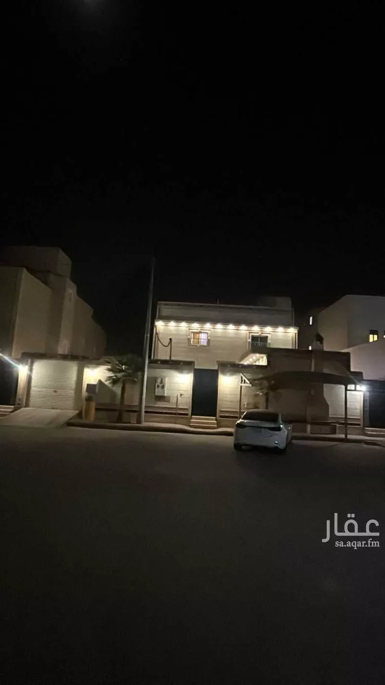 فيلا للبيع في شارع الحسينيه, حي الملك عبدالله, مدينة المجمعة, منطقة الرياض 8