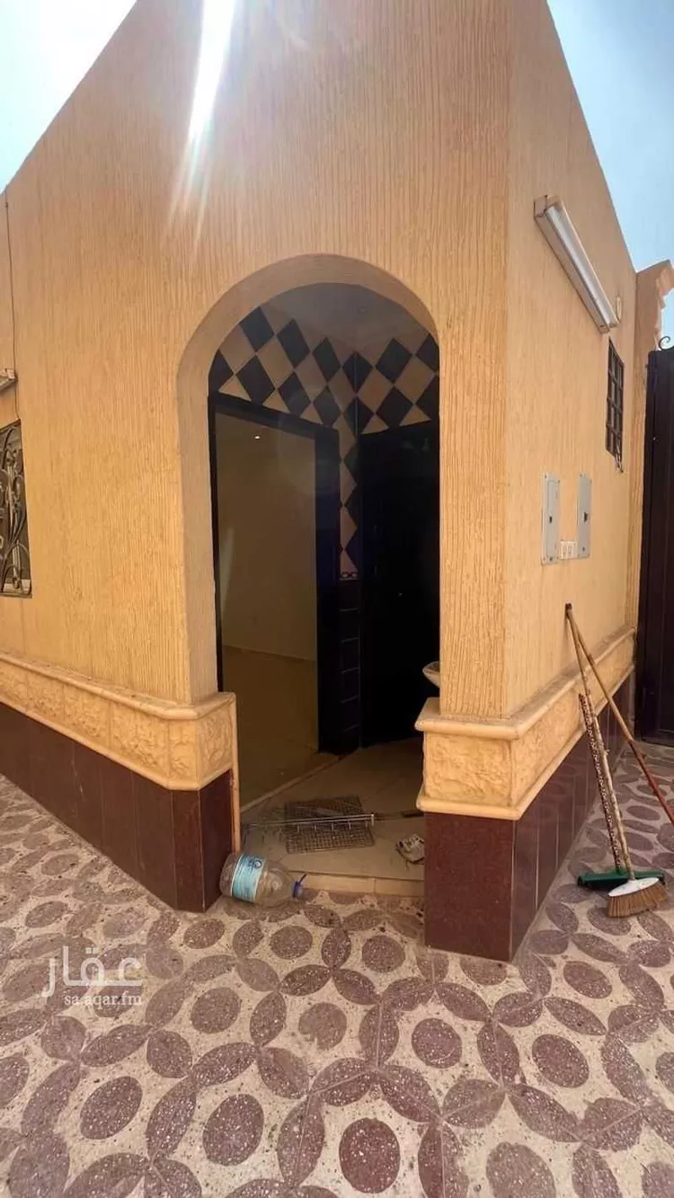 فيلا للإيجار في شارع أبي جعفر بن عبدالملك, حي العريجاء الغربي, مدينة الرياض, منطقة الرياض صورة 5