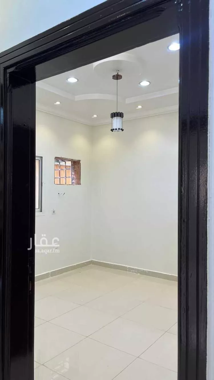 فيلا للإيجار في شارع أبي جعفر بن عبدالملك, حي العريجاء الغربي, مدينة الرياض, منطقة الرياض صورة 2