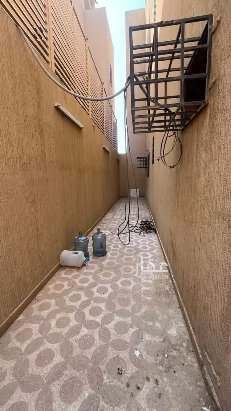 فيلا للإيجار في شارع أبي جعفر بن عبدالملك, حي العريجاء الغربي, مدينة الرياض, منطقة الرياض صورة 4
