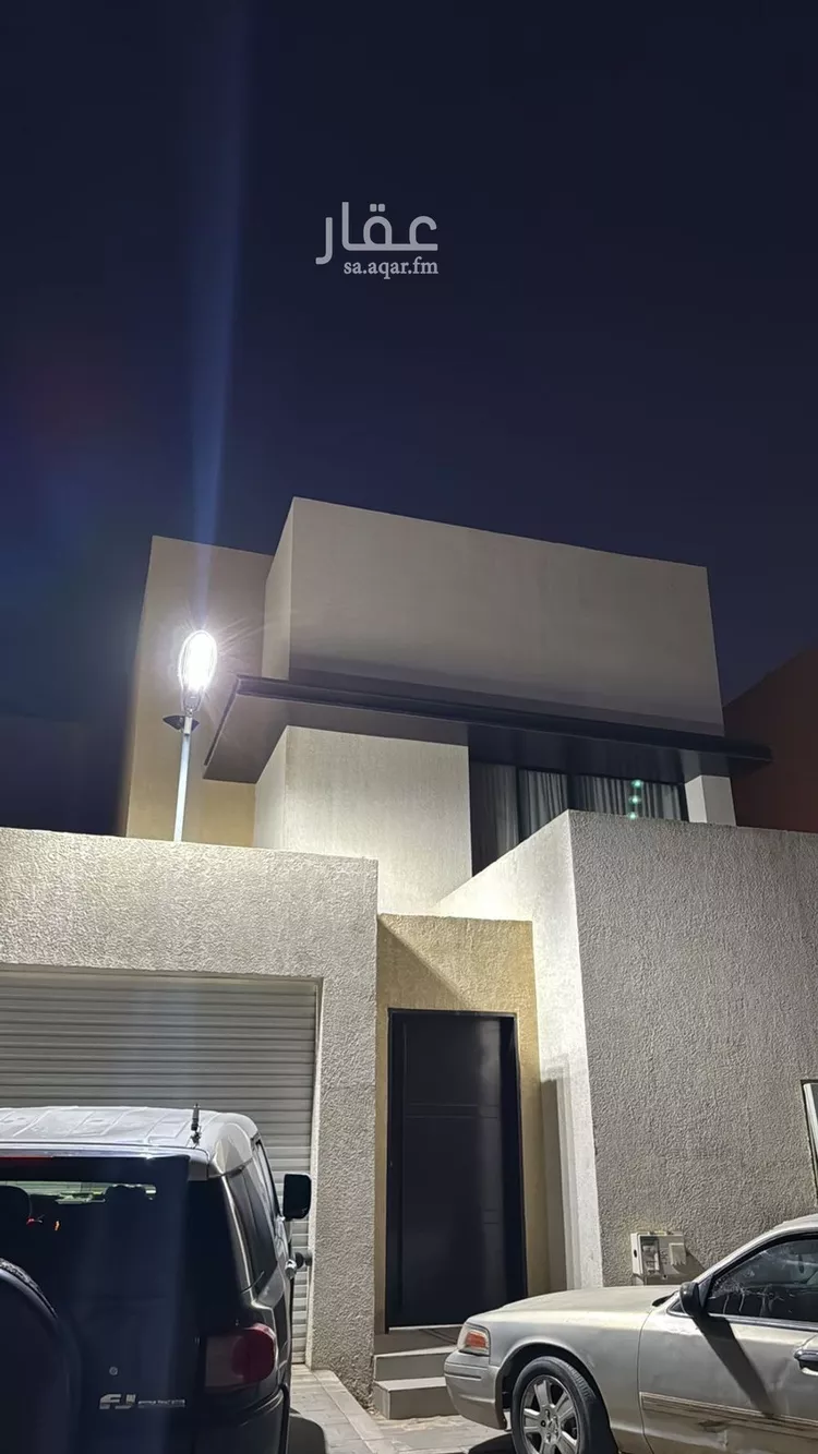 فيلا للإيجار في شارع إبراهيم آل مبارك, حي الرمال, مدينة الرياض, منطقة الرياض صورة 2