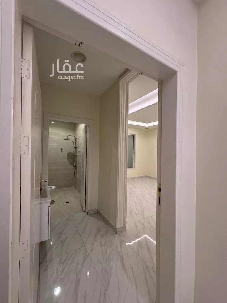 فيلا للإيجار في شارع أحمد بن أصبغ, حي الرمال, مدينة الرياض, منطقة الرياض صورة 5