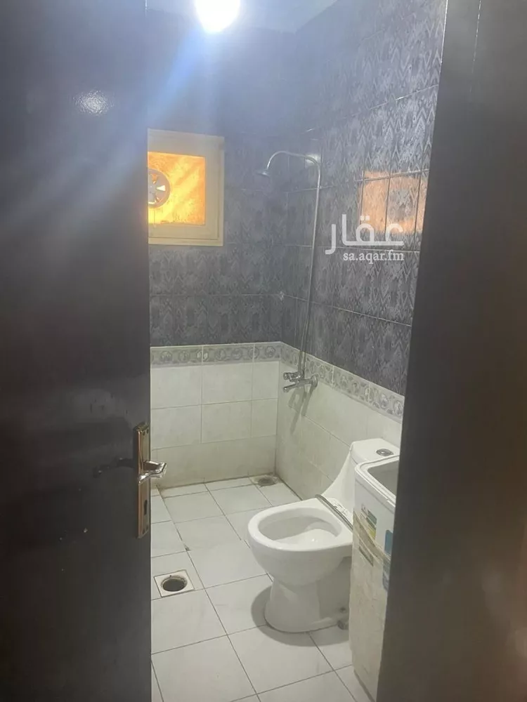فيلا للبيع في شارع القاسم بن معن, حي الملز, مدينة الرياض, منطقة الرياض صورة 2