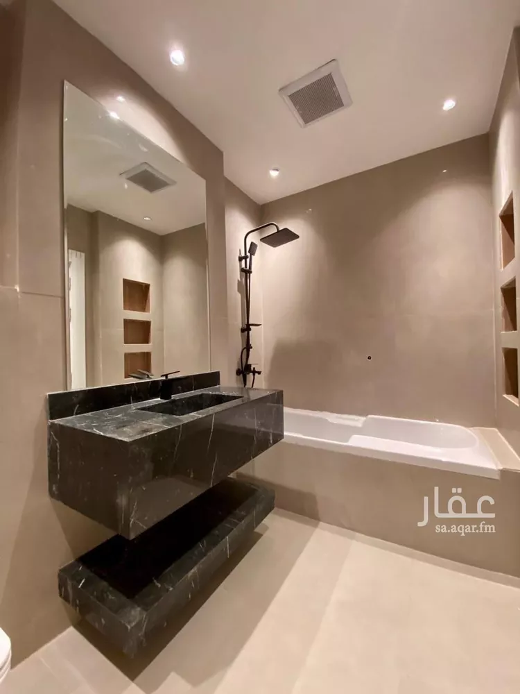 فيلا للإيجار في شارع أبي شجاع بن محاسن, حي الملك فهد, مدينة الرياض, منطقة الرياض صورة 2