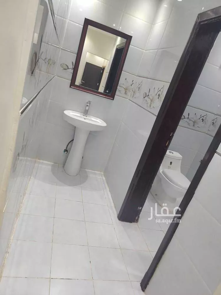 دور للإيجار في شارع أبي الربيع السعدي, حي العزيزية, مدينة الرياض, منطقة الرياض 9