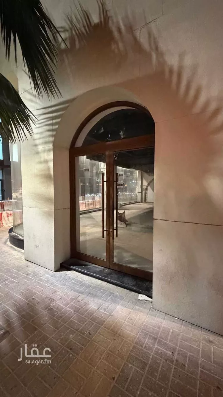 محل للإيجار في شارع الامير منصور ابن عبدالعزيز, حي الخبرالشمالية, مدينة الخبر, المنطقة الشرقية