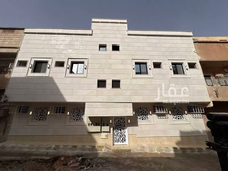 عمارة للبيع في شارع الحريفة, حي منفوحة, مدينة الرياض, منطقة الرياض 1 صورة