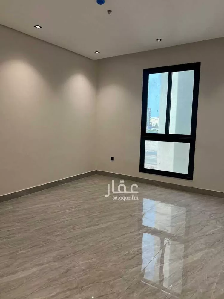 شقة للبيع في شارع المراح, حي الحمراء, مدينة الخبر, المنطقة الشرقية