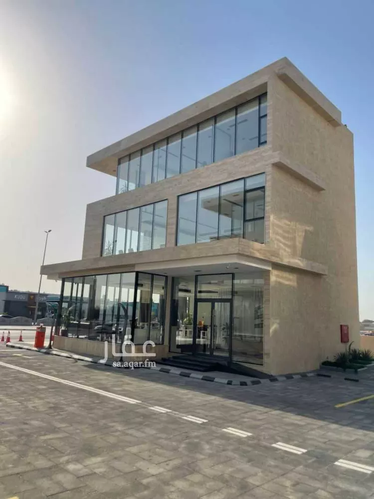 مكتب تجاري للإيجار في شارع الملك فهد بن عبدالعزيز سعود, حي الخور, مدينة الخبر, المنطقة الشرقية