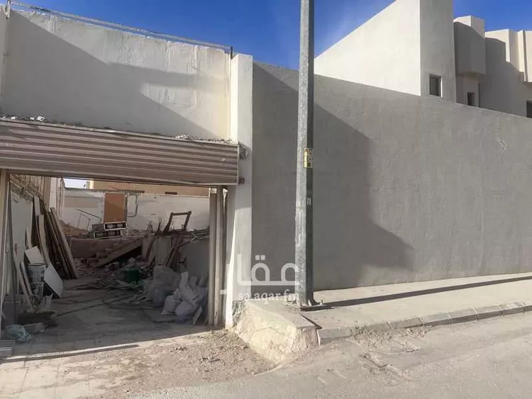 أرض للبيع في شارع عبدالخالق بن عيسى ، حي المغرزات ، الرياض ، منطقة الرياض 1 صورة