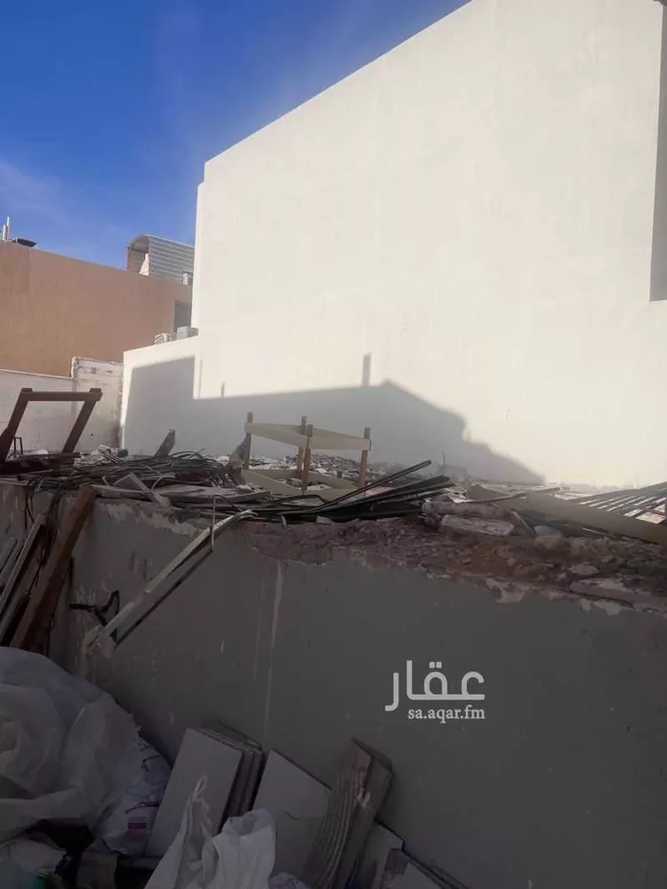 أرض للبيع في شارع عبدالخالق بن عيسى ، حي المغرزات ، الرياض ، منطقة الرياض صورة 2