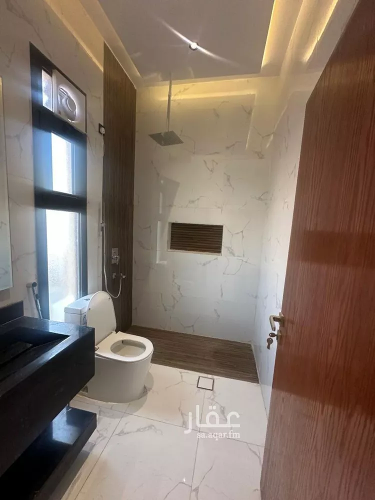 فيلا للبيع في شارع العام, حي الروضة, مدينة ابو عريش - ابو عريش, منطقة جازان صورة 2