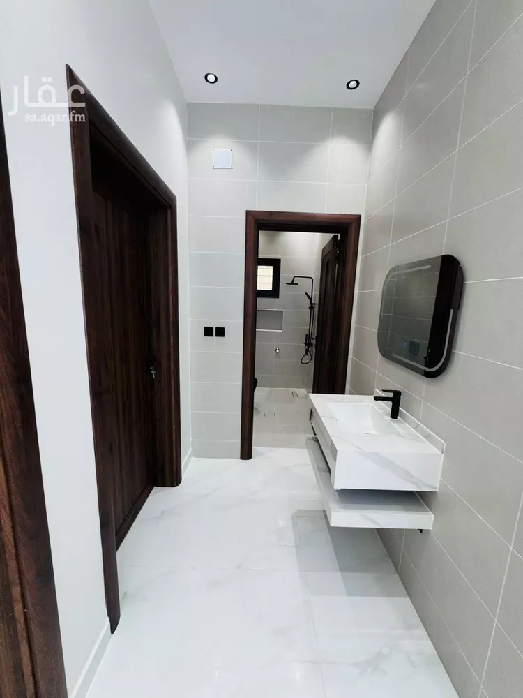 شقة للبيع في شارع ام المؤمنين جويرية بنت الحارث, حي الرحاب 2, مدينة جازان, منطقة جازان صورة 3