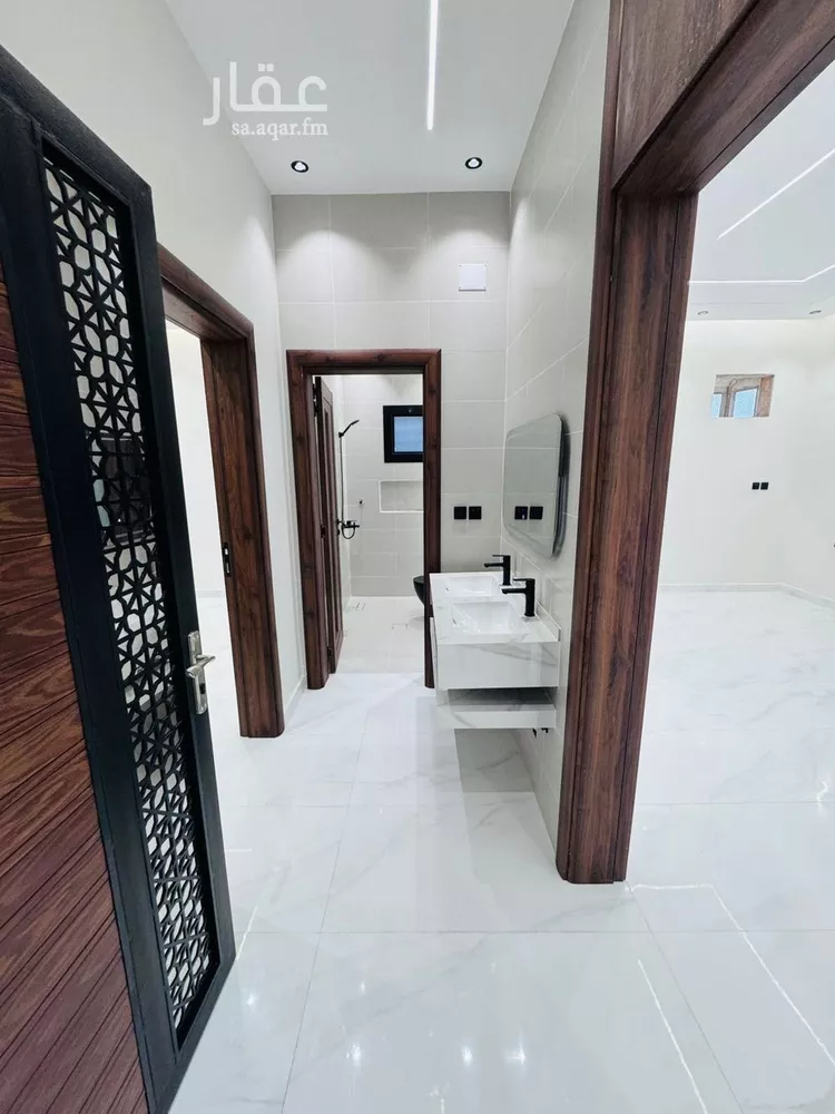 شقة للبيع في شارع ام المؤمنين جويرية بنت الحارث, حي الرحاب 2, مدينة جازان, منطقة جازان صورة 4