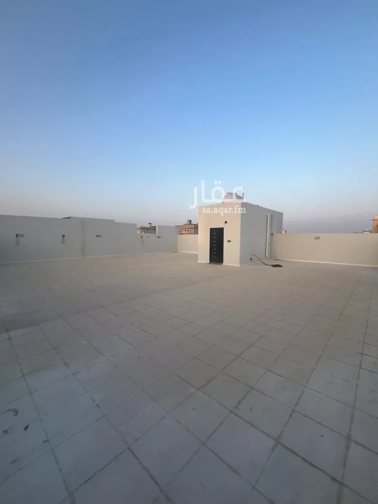 Floor for Sale in Ahad al Masarihah Mokhtara صورة 3