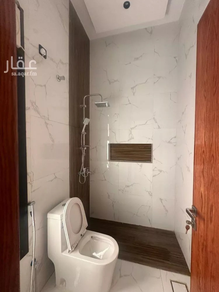 فيلا للبيع في شارع العام, حي الروضة, مدينة ابو عريش - ابو عريش, منطقة جازان 11