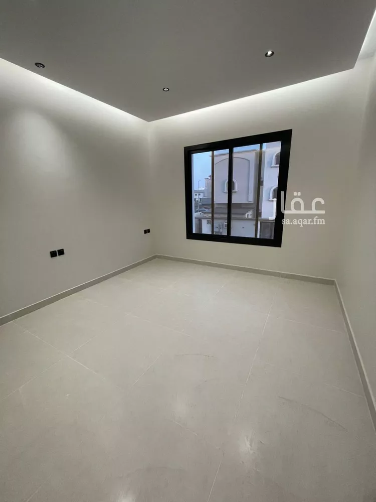 شقة للبيع في شارع أحمد عبد الله الفاسي, حي السويس 2, مدينة جازان, منطقة جازان صورة 3