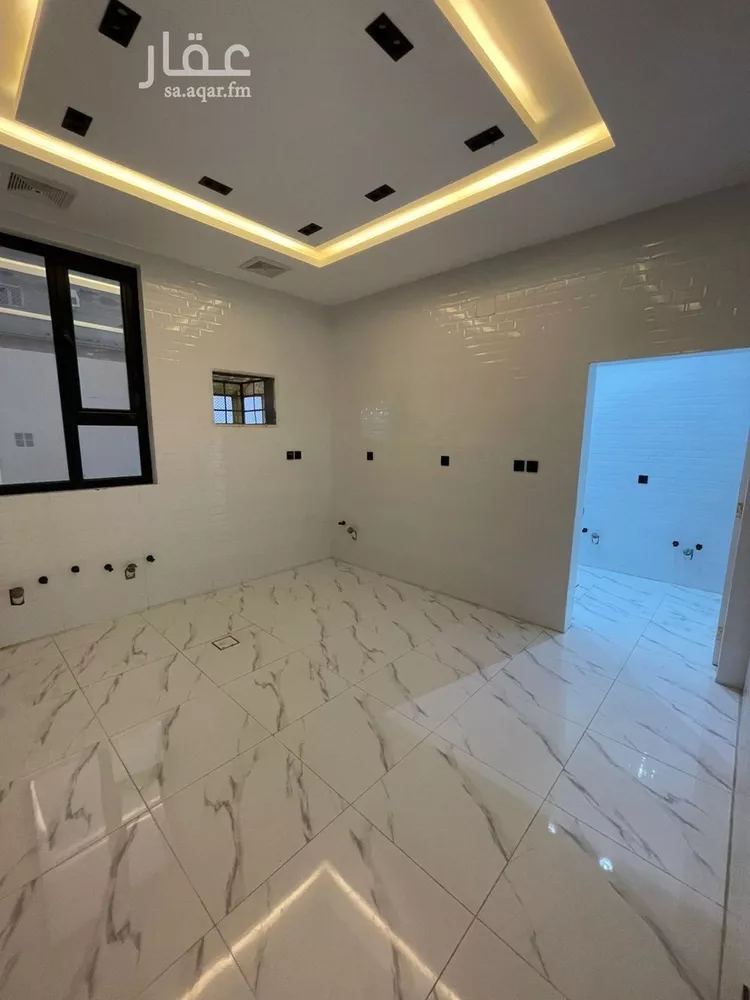 فيلا للبيع في شارع ابو بكر الصديق, حي الفهد, مدينة صامطه, منطقة جازان 6