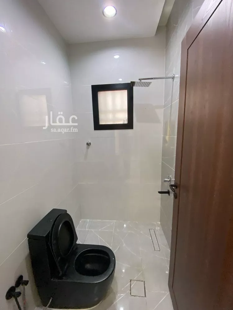 شقة للبيع في شارع المدينه المنوره, حي المحمدية 2, مدينة جازان, منطقة جازان صورة 2