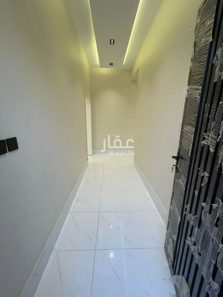 فيلا للبيع في شارع ابو بكر الصديق, حي الفهد, مدينة صامطه, منطقة جازان 10