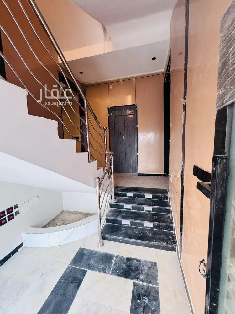 شقة للبيع في شارع علي باكثير, حي السويس 1, مدينة جازان, منطقة جازان صورة 4
