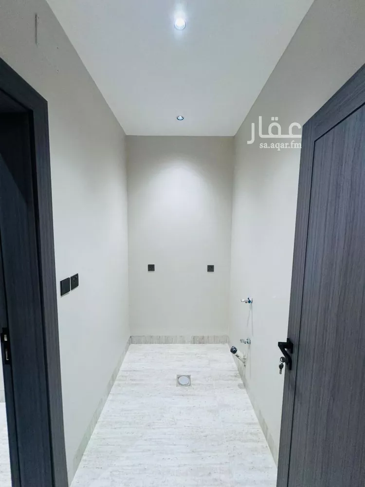 شقة للبيع في شارع ابو بكر بن احمد المالكي, حي الرحاب 1, مدينة جازان, منطقة جازان 6