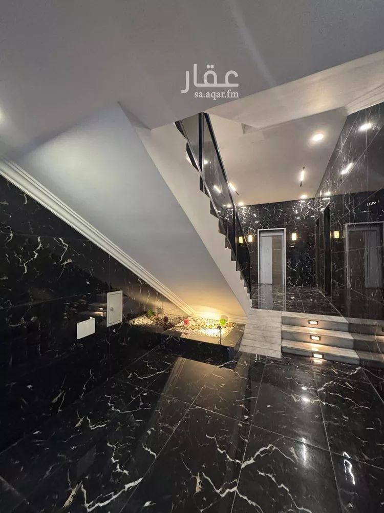 شقة للبيع في شارع شبيب بن يزيد, حي الرحاب 2, مدينة جازان, منطقة جازان صورة 4