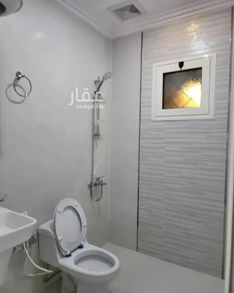 شقة للإيجار في شارع عبد الرحمن بن محمد المصيبيح, حي الحفيرة, مدينة الاحساء, المنطقة الشرقية صورة 2