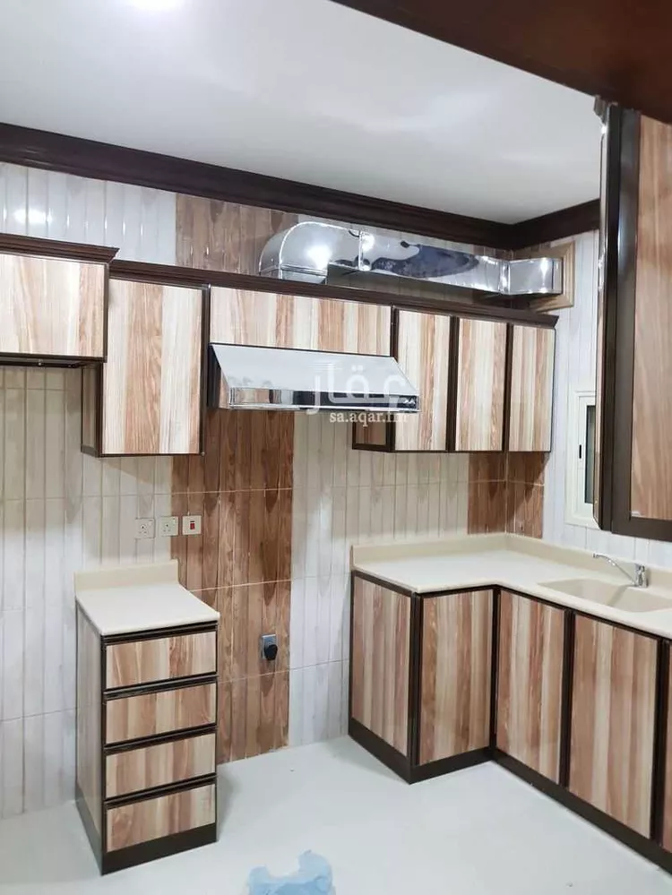 شقة للإيجار في شارع عبد الرحمن بن عبد الكريم العبيد, حي الرقيقة, مدينة الاحساء, المنطقة الشرقية صورة 2