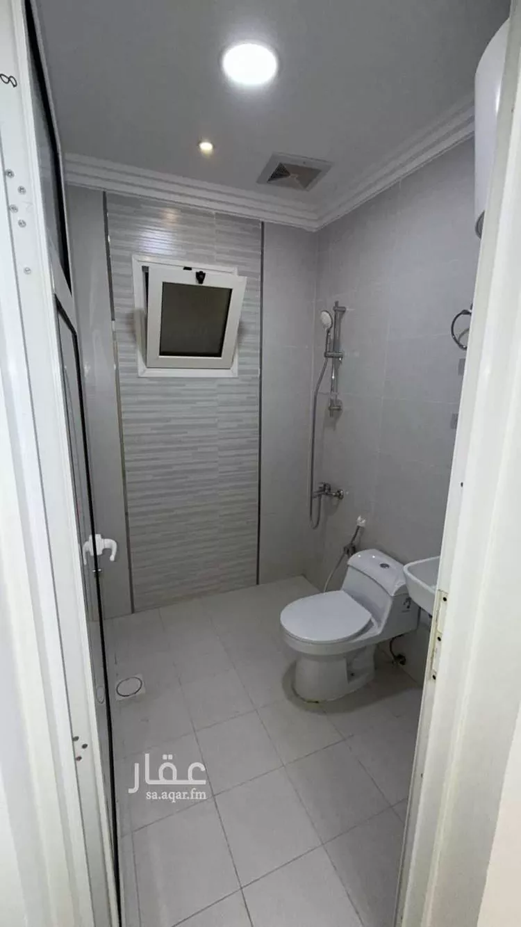 شقة للإيجار في شارع عبد الرحمن بن محمد المصيبيح, حي الحفيرة, مدينة الاحساء, المنطقة الشرقية صورة 3