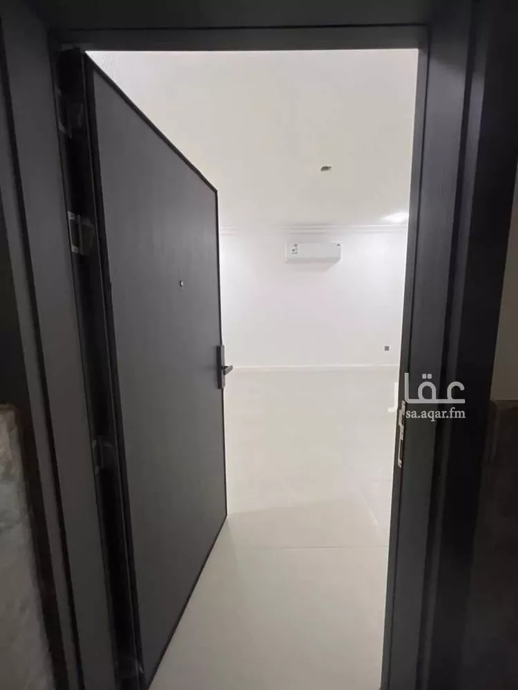 شقة للإيجار في شارع الامير احمد ابن عبدالعزيز, حي مدينة العمال, مدينة الخبر, المنطقة الشرقية صورة 3