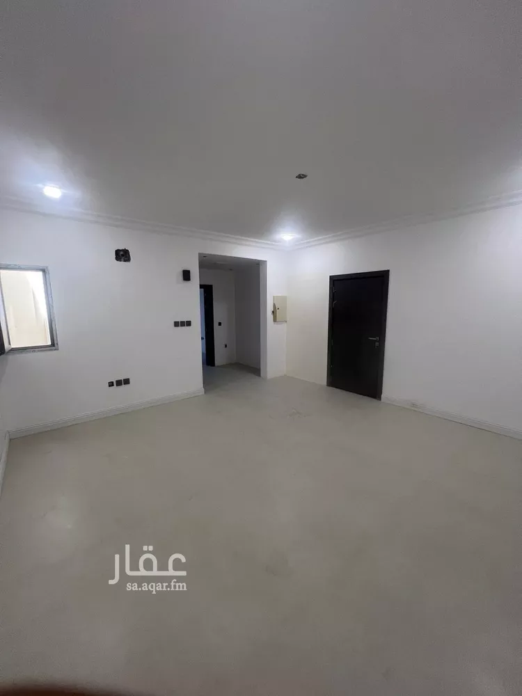 عمارة للإيجار في شارع الامير احمد ابن عبدالعزيز, حي مدينة العمال, مدينة الخبر, المنطقة الشرقية صورة 5