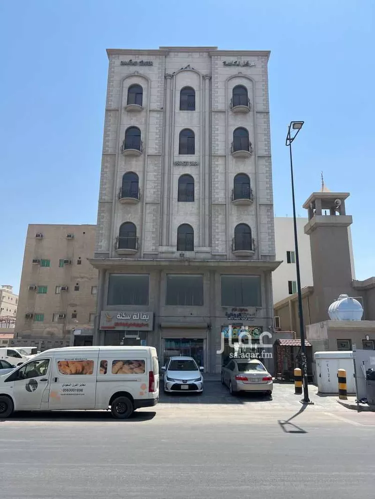 مكتب تجاري للإيجار في شارع طريق الملك فيصل, حي الخالدية الجنوبية, مدينة الدمام, المنطقة الشرقية