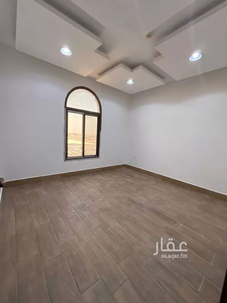 مكتب تجاري للإيجار في شارع طريق الملك فيصل, حي الخالدية الجنوبية, مدينة الدمام, المنطقة الشرقية 6
