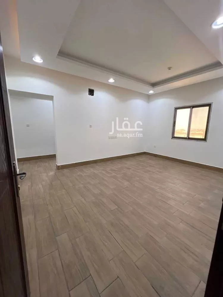 Commercial Office for Rent in Dammam King Abdulaziz Seaport صورة 3