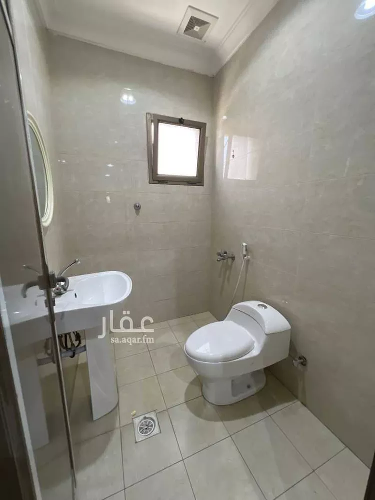 مكتب تجاري للإيجار في شارع طريق الملك فيصل, حي الخالدية الجنوبية, مدينة الدمام, المنطقة الشرقية 10