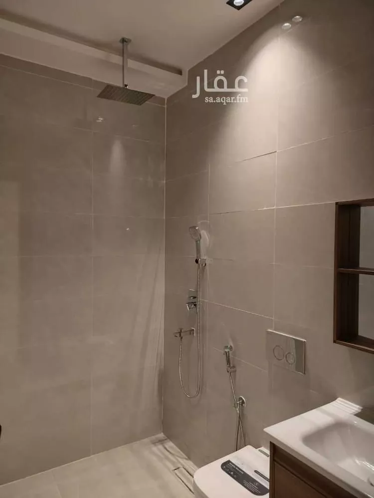 دور للبيع في شارع الوادي الاخضر, حي ديراب, مدينة الرياض, منطقة الرياض صورة 4
