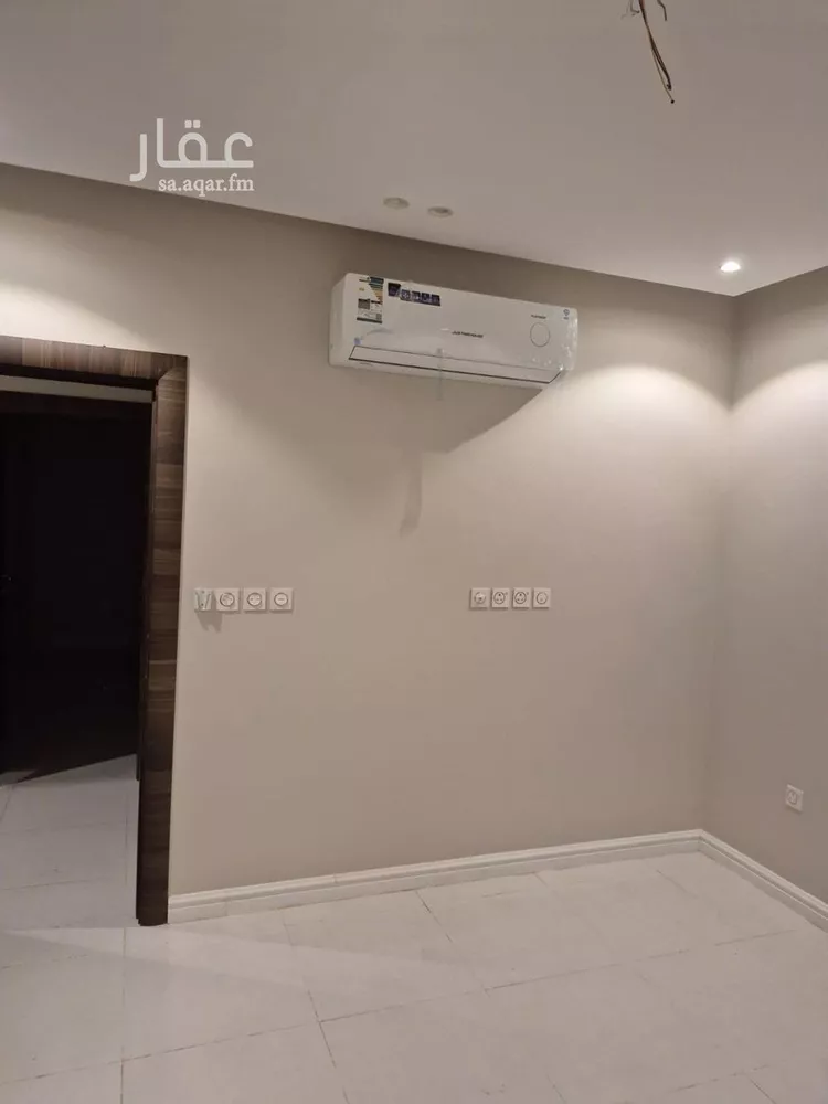 شقة للإيجار في شارع أبي إسحاق الغزال, حي الصواري, مدينة جدة, منطقة مكة المكرمة صورة 2