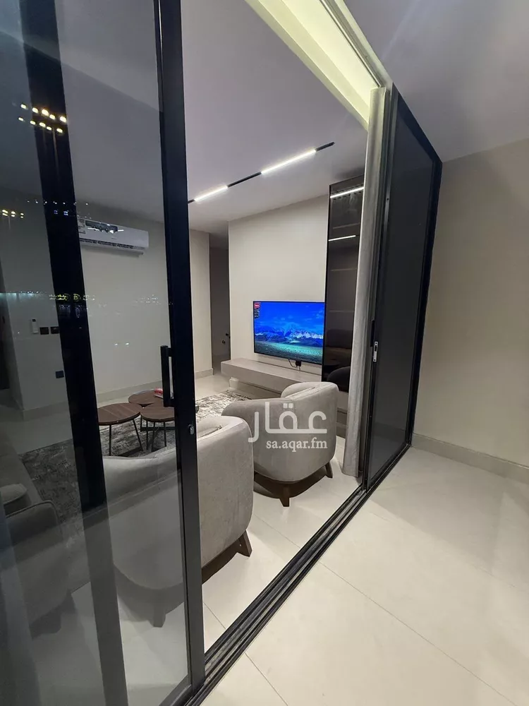 شقة للإيجار في شارع طريق الملك فهد, حي العقيق, مدينة الرياض, منطقة الرياض صورة 2