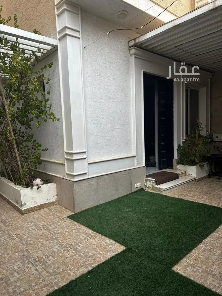 فيلا للبيع في شارع أحمد بن سعد, حي القيروان, مدينة الرياض, منطقة الرياض صورة 2