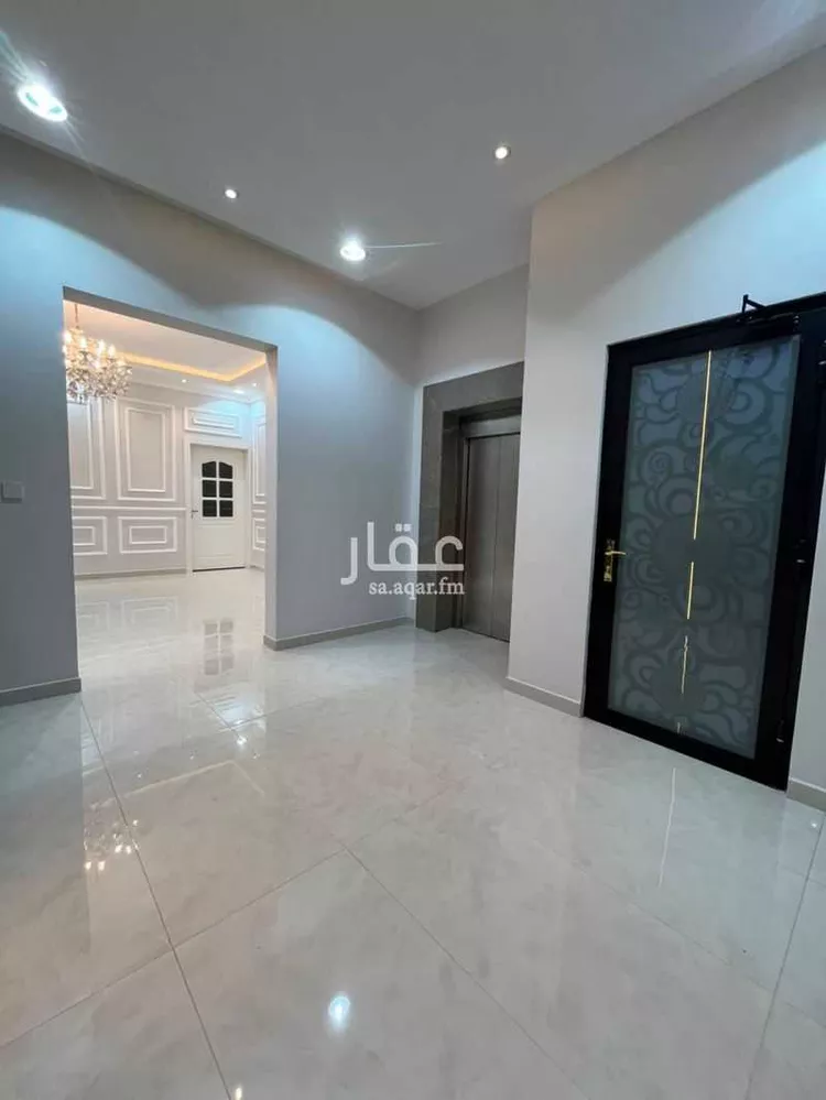 عمارة للبيع في شارع محمد بن دريد, حي ضاحية الملك فهد, مدينة الدمام, المنطقة الشرقية صورة 3