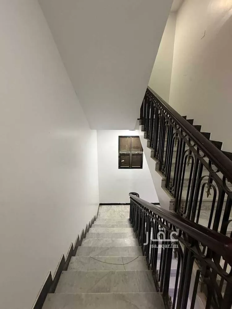 عمارة للبيع في شارع الامير عبدالمجيد ابن عبدالعزيز, حي مدينة العمال, مدينة الخبر, المنطقة الشرقية صورة 4