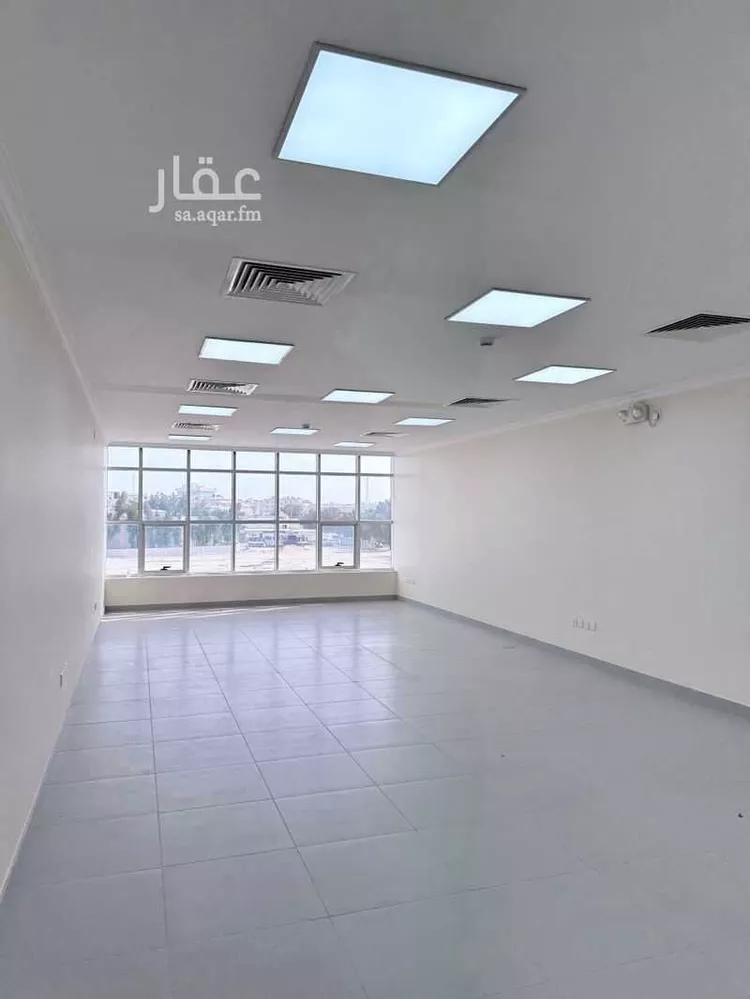 مكتب تجاري للإيجار في شارع حصين بن الحارث, حي العدامة, مدينة الدمام, المنطقة الشرقية صورة 2