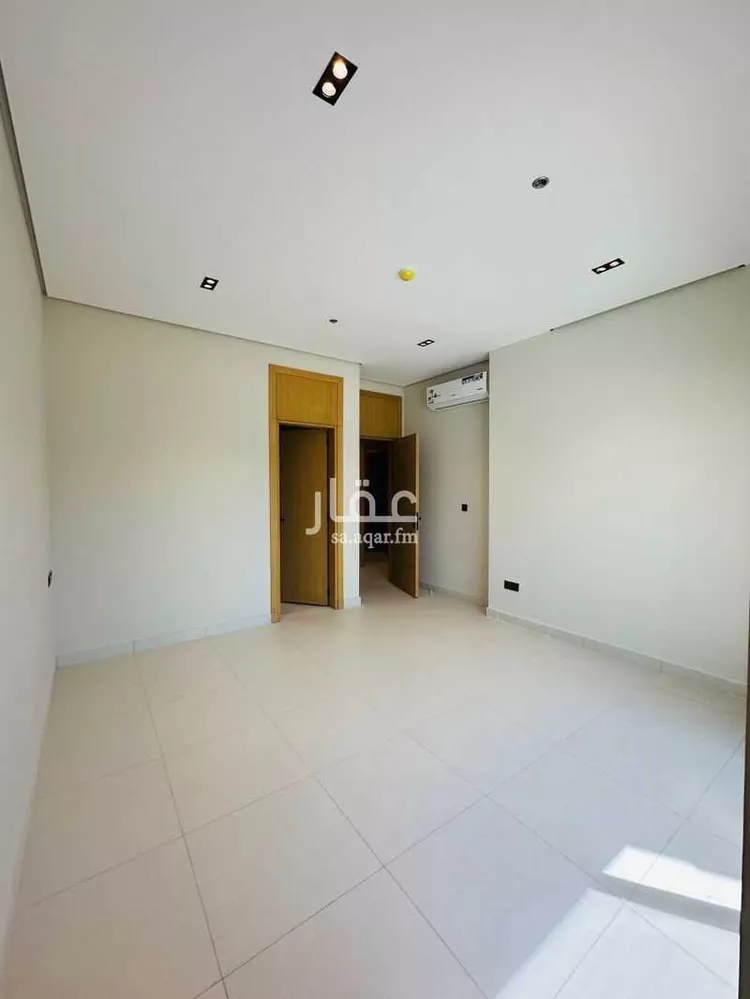 شقة للإيجار في شارع سكاكا, حي الحمراء, مدينة الخبر, المنطقة الشرقية صورة 4