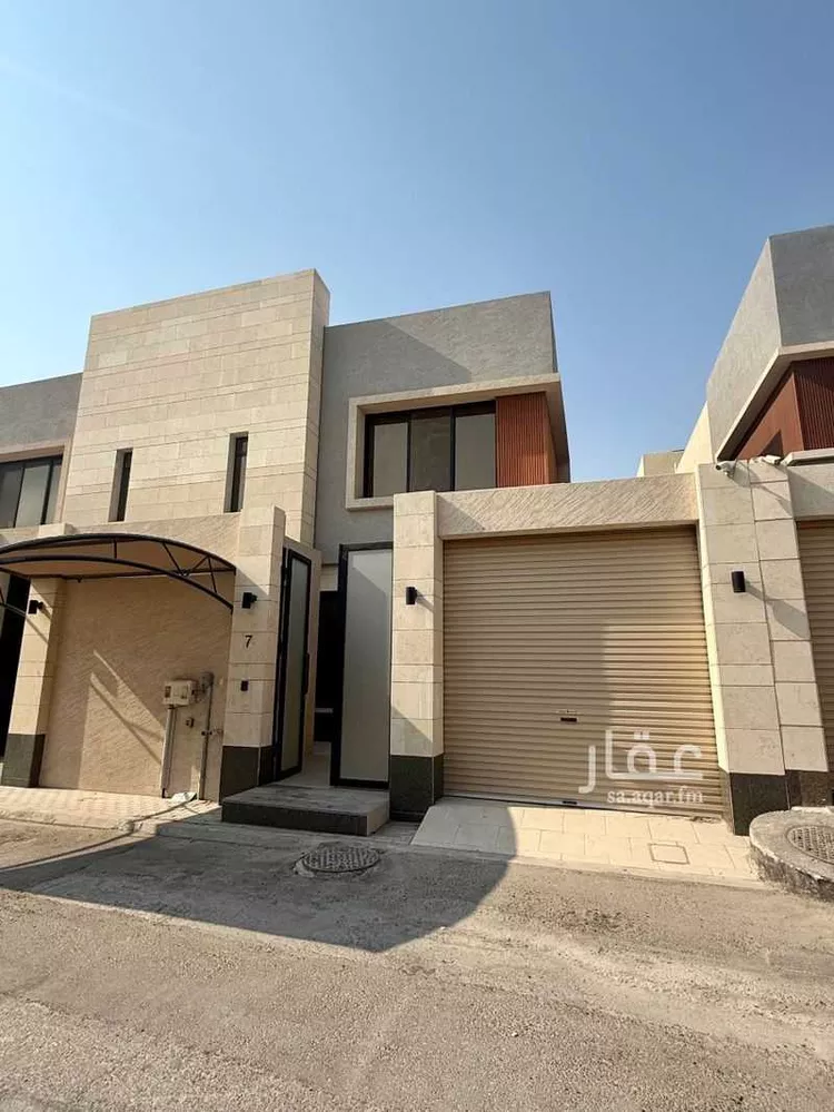 فيلا للبيع في شارع صدقة الكيال, حي الراكة الجنوبية, مدينة الخبر, المنطقة الشرقية