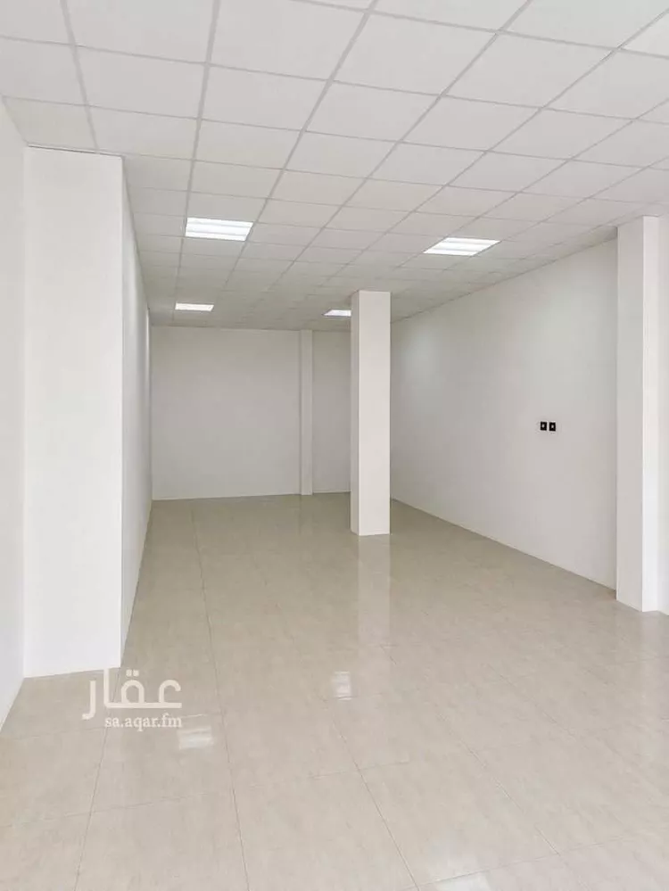 مكتب تجاري للإيجار في شارع الامير عبدالله ابن عبدالعزيز, حي الخبرالشمالية, مدينة الخبر, المنطقة الشرقية صورة 3