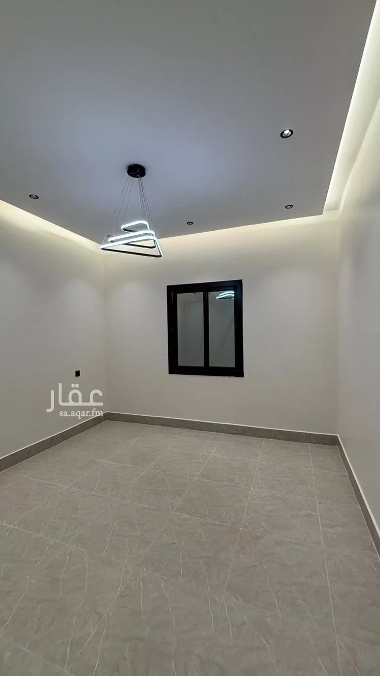 دور للبيع في شارع الاسود ابن مالك, حي الدفاع, مدينة المدينه المنوره, منطقة المدينة المنورة صورة 2